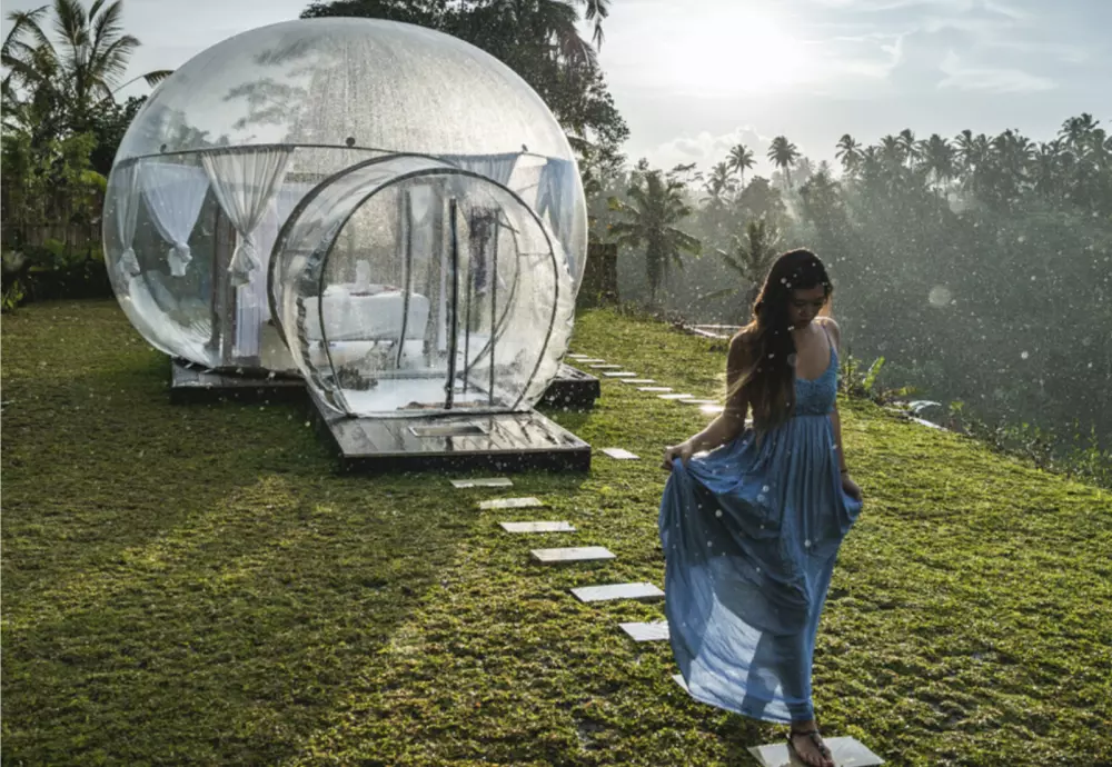 giant inflatable bubble tent