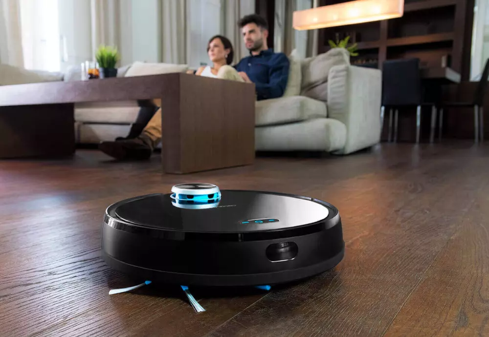 robot vacuum cleaner with smart mapping system